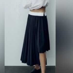 NWT ZARA ASYMMETRICAL PLEATED MIDI SKIRT
